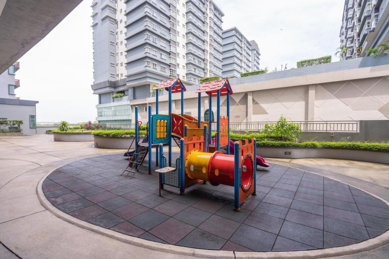 Cozy 2-Bedroom For 4 Pax With Pool - Subang Jaya Bagian luar foto